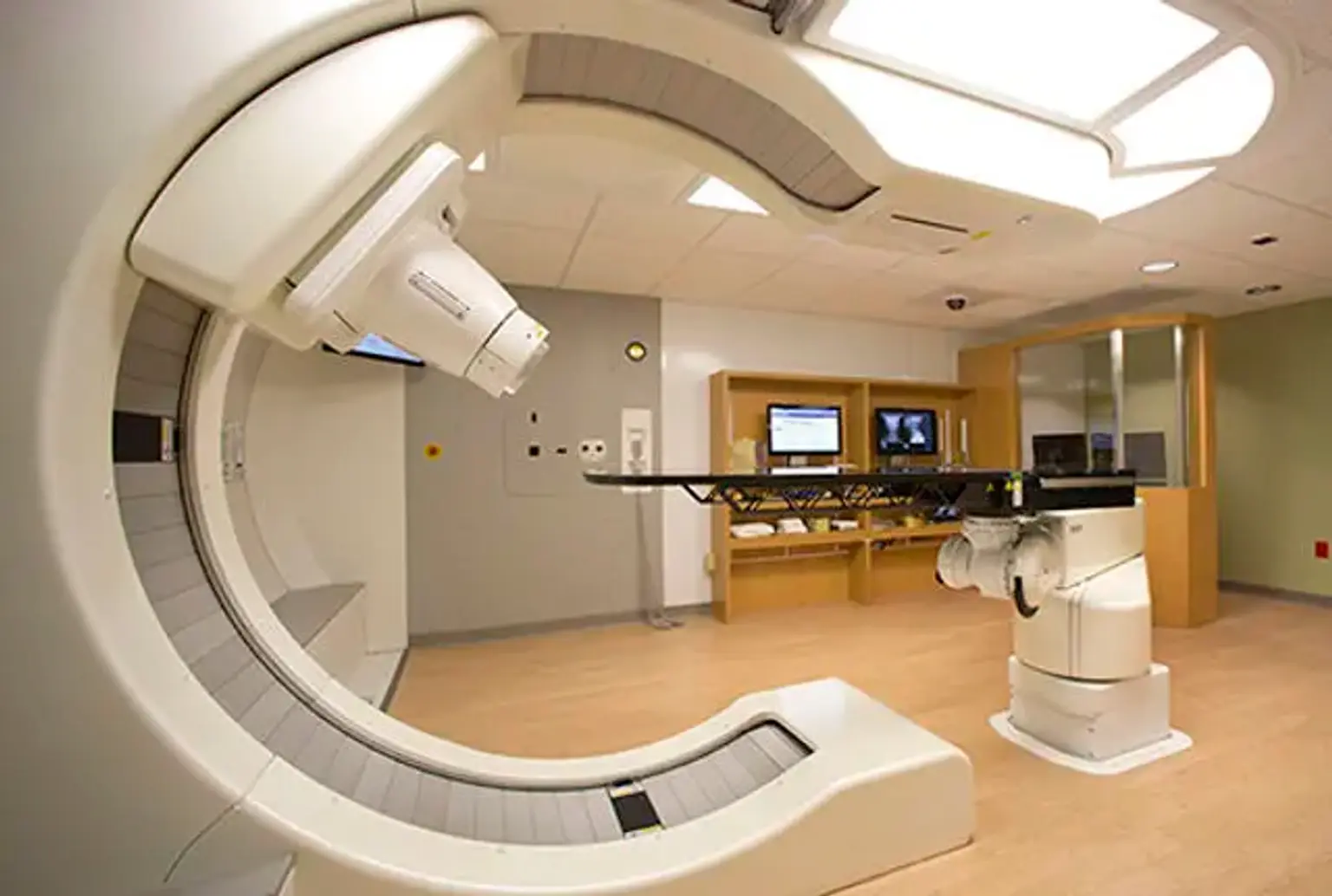 https://chblob.icloudhospital.com/thumbnails/1-Proton-therapy-051ec4ef-2415-4d7d-805b-95491695401d.webp