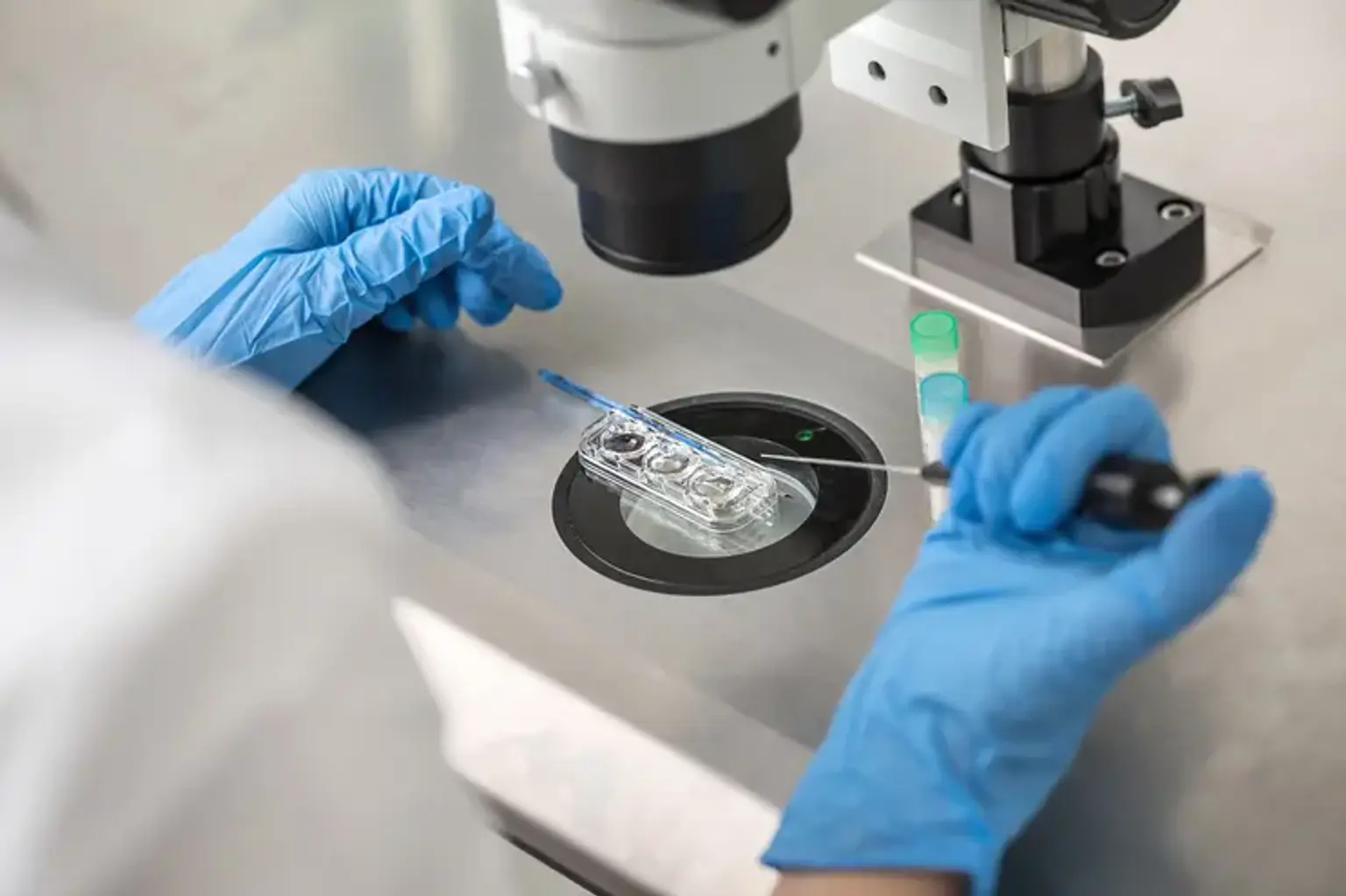 modern laboratory technology