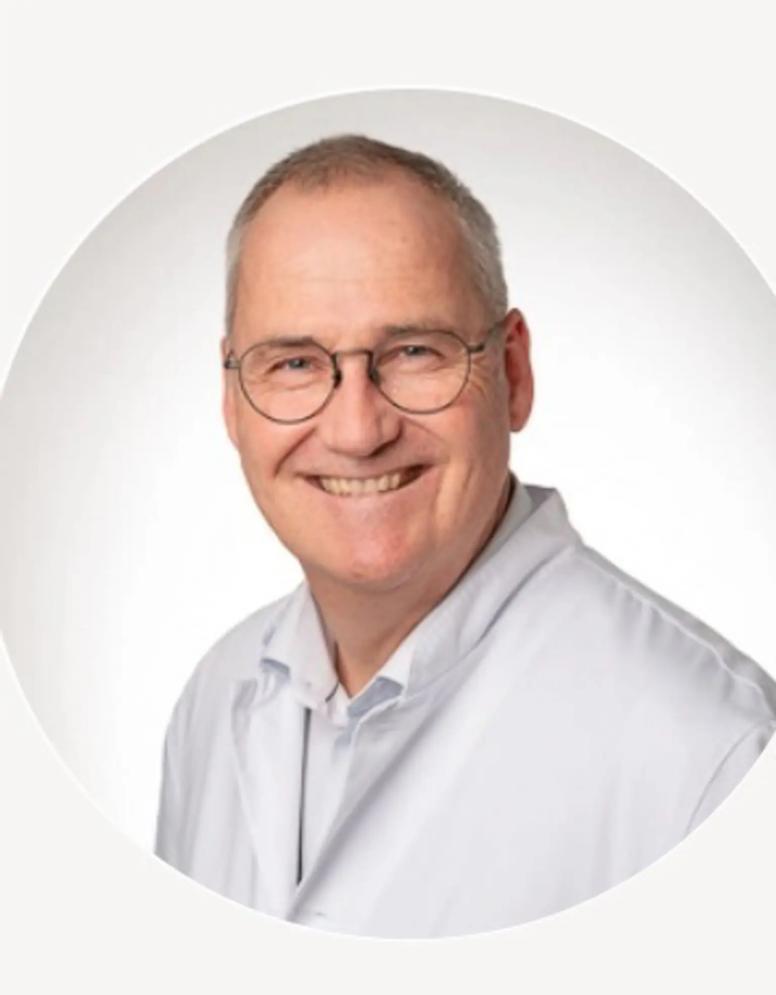 Dr. Vincent Merz