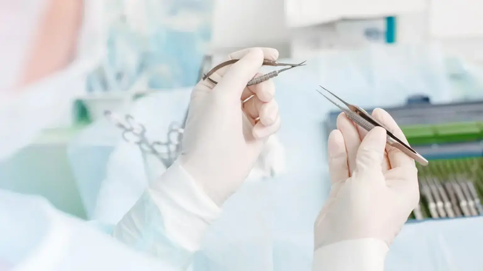 Free flap hand reconstruction