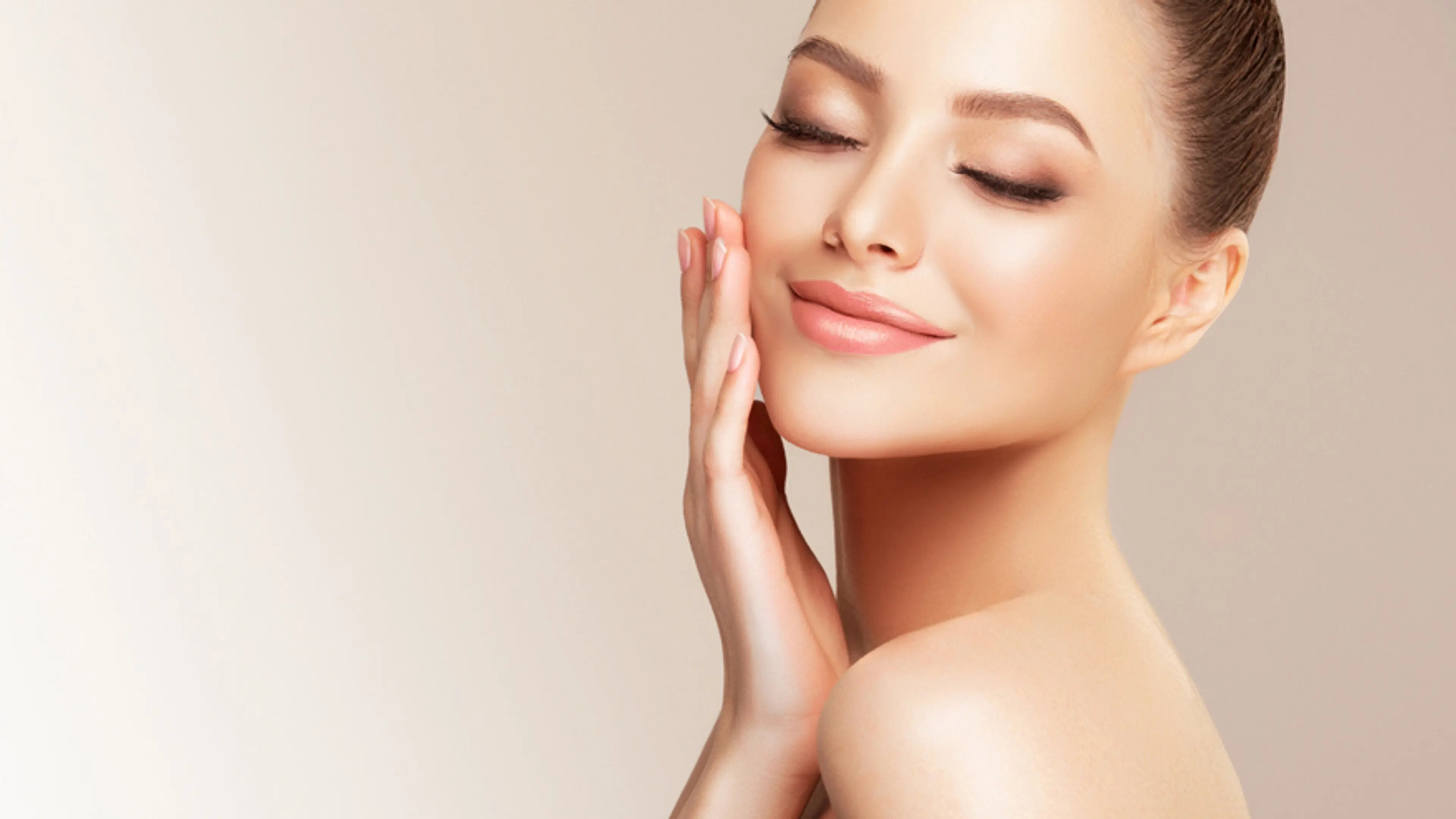 鼻部受伤后的隆鼻手术