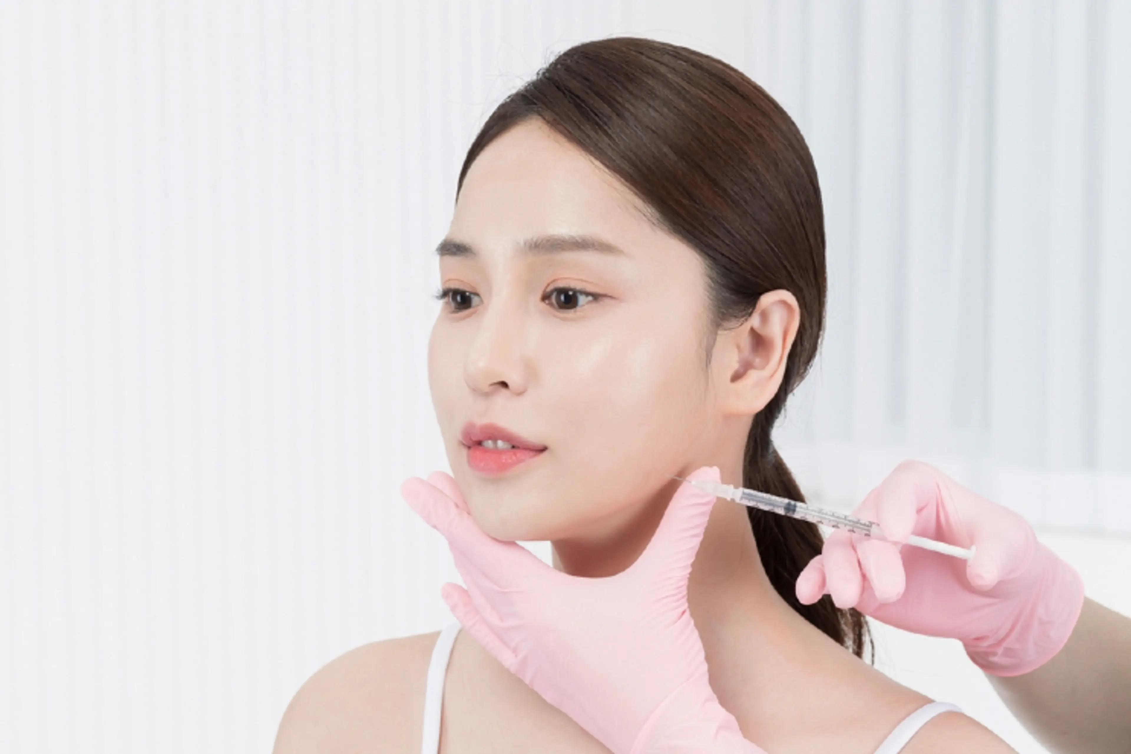 Botox vs. Skin Boosters: Which Rejuvenates Better
