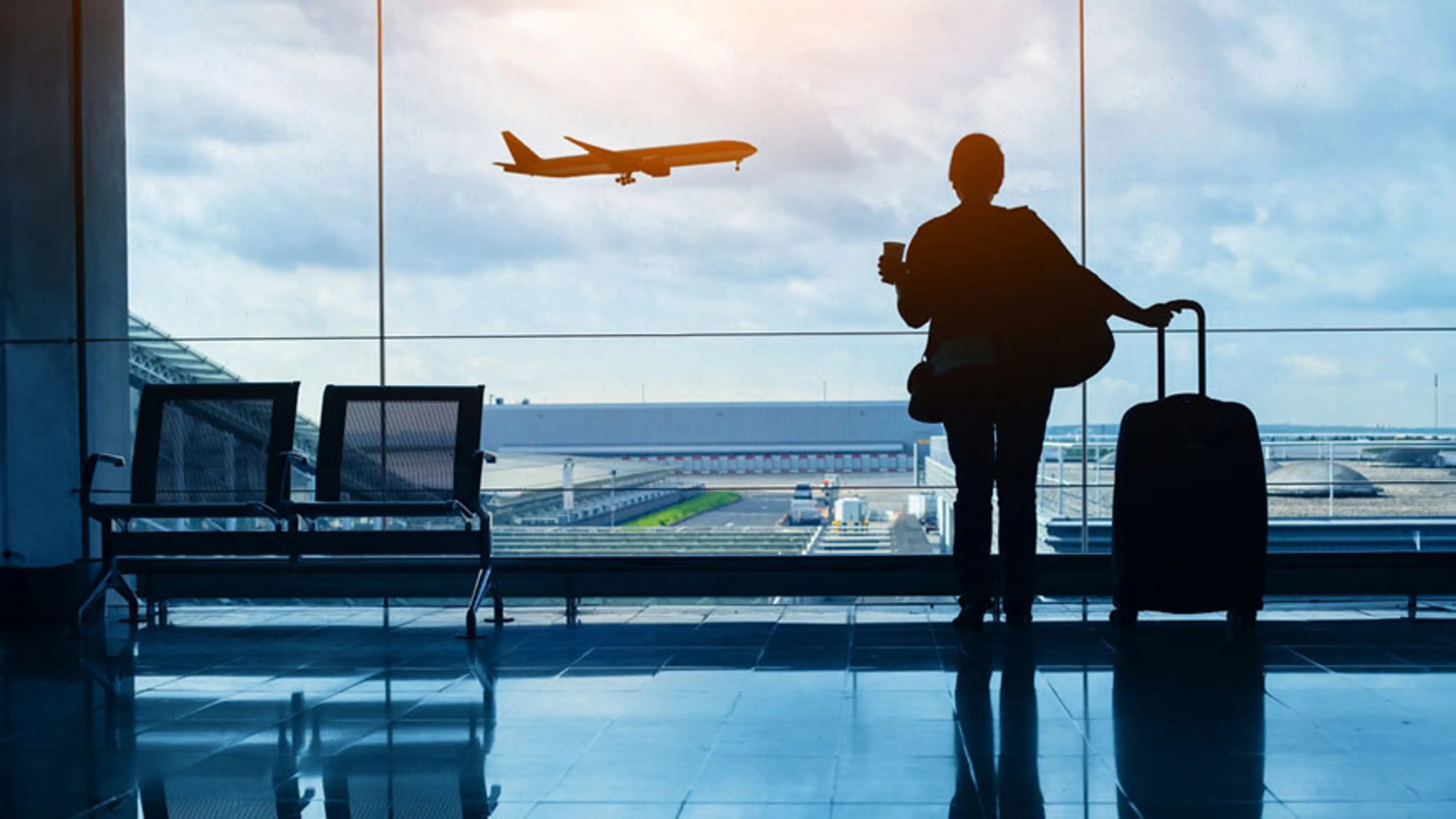 Best Eye Care Tips for Long Flights