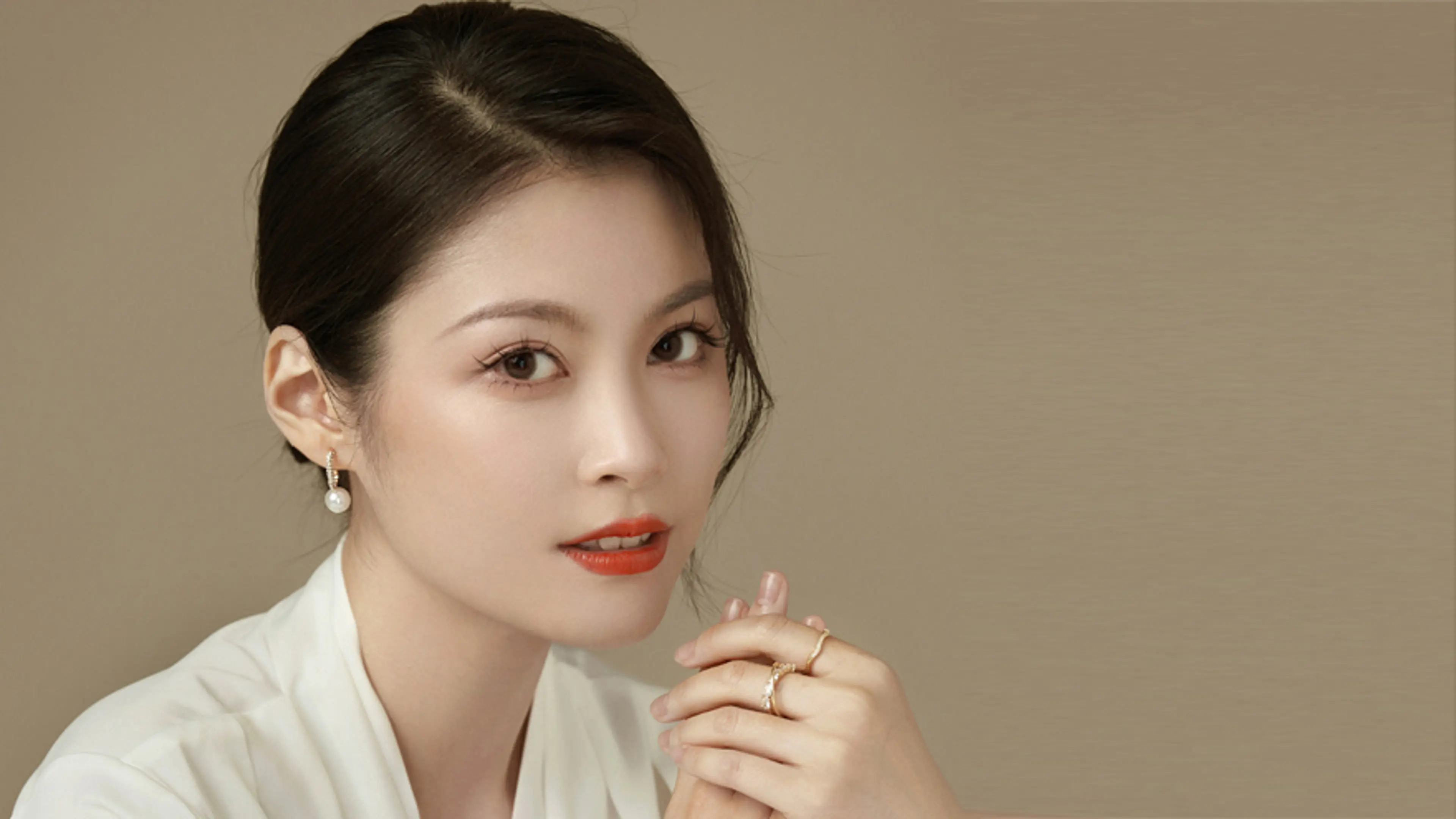 Facial Lifting & Anti-Aging Surgery
