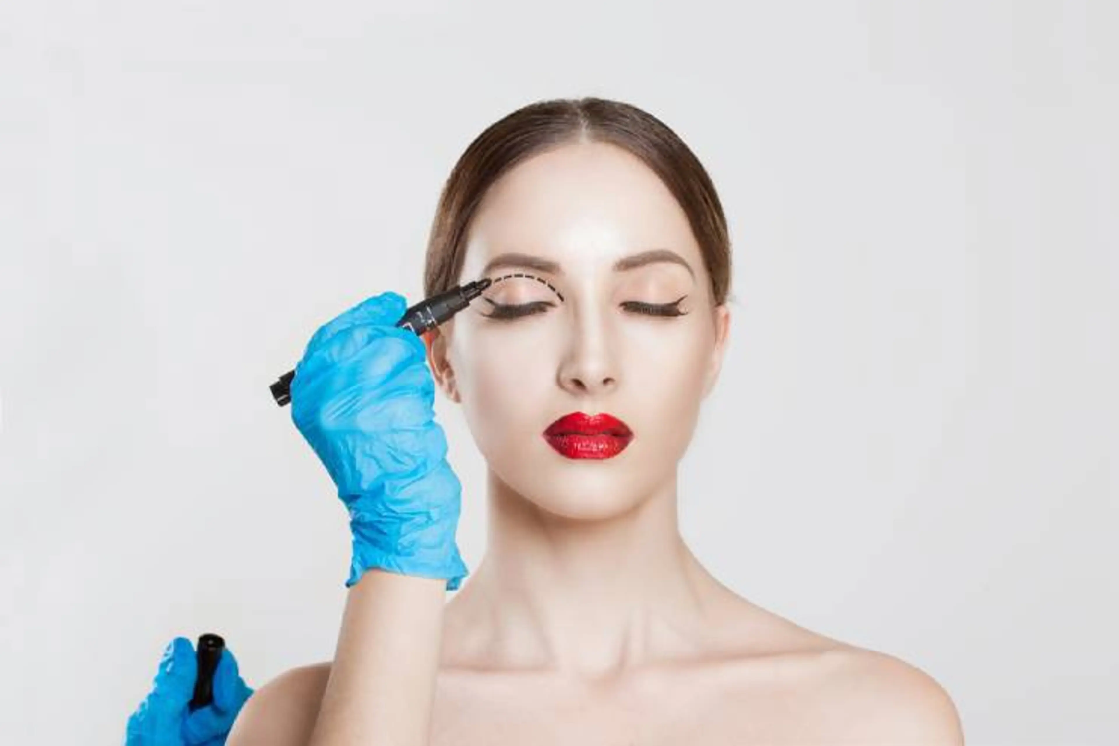 Droopy Upper Eyelids procedure